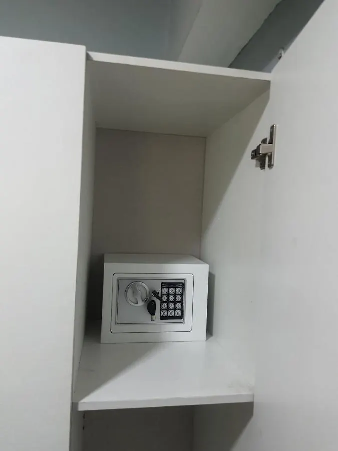 Cozy Lofts Closed To Shopping Malls & Mrt Station Manila Philippines