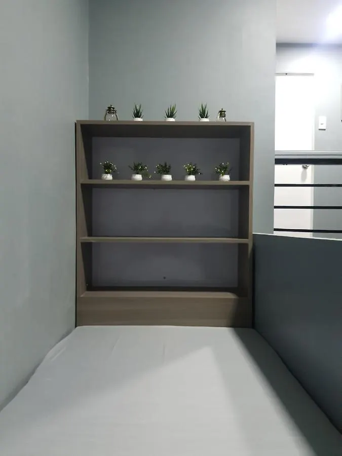Cozy Lofts Closed To Shopping Malls & Mrt Station Manila