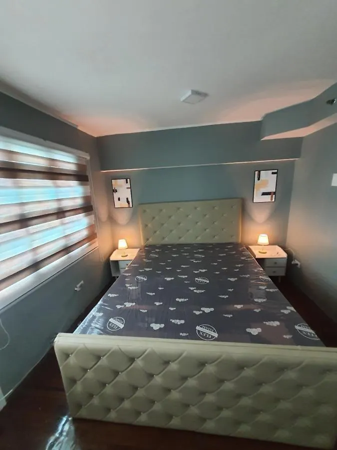 Cozy Lofts Closed To Shopping Malls & Mrt Station Manila